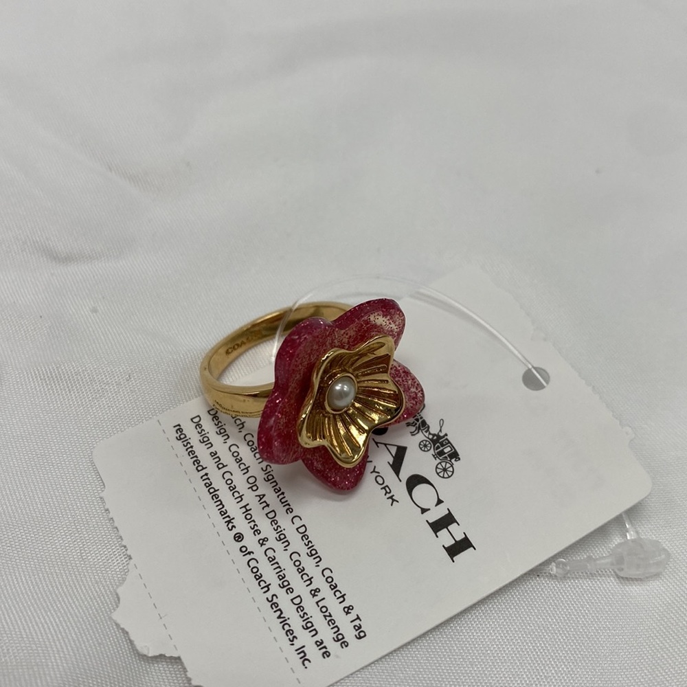Coach Tea Rose Pink Resin Glitter Gold Plated 14k adjustable Pearl Accent Ring - Picture 6 of 8